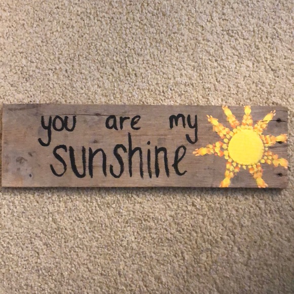 small hand painted sign - Picture 1 of 1